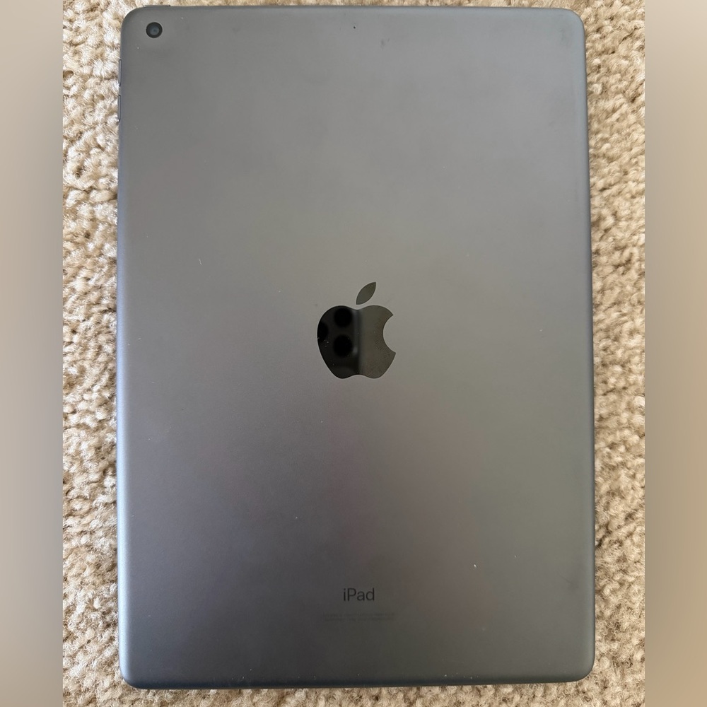 iPad 8th gen-128gb